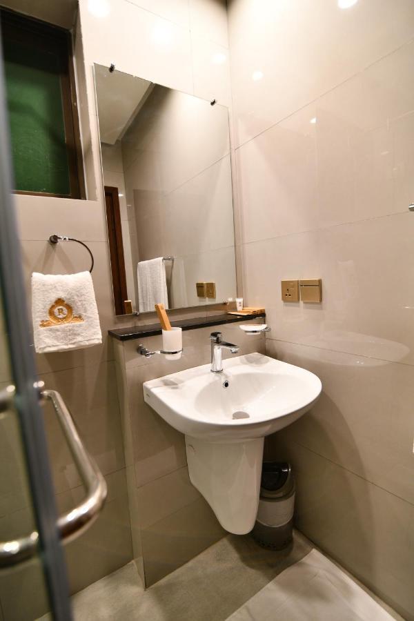 Royal Regency Hotel Исламабад Екстериор снимка