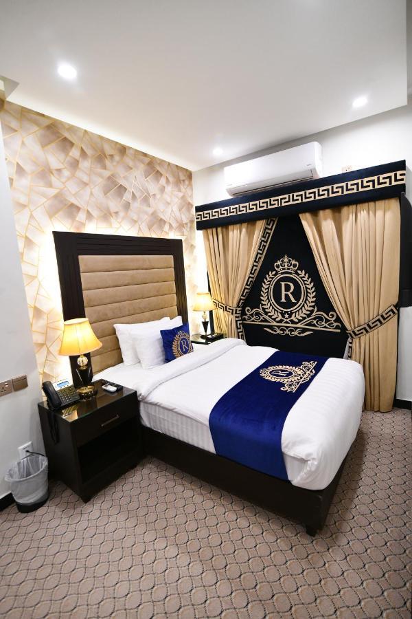 Royal Regency Hotel Исламабад Екстериор снимка