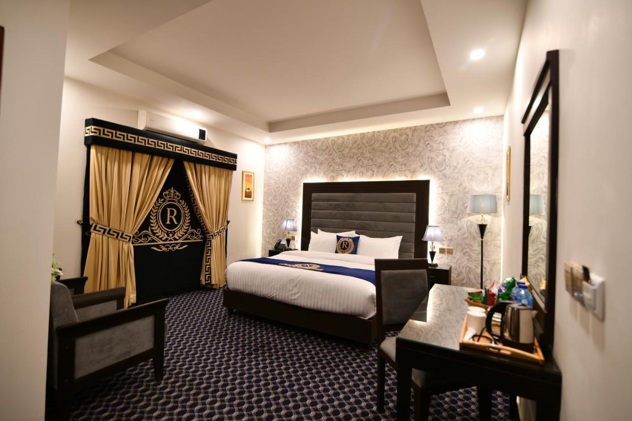 Royal Regency Hotel Исламабад Екстериор снимка