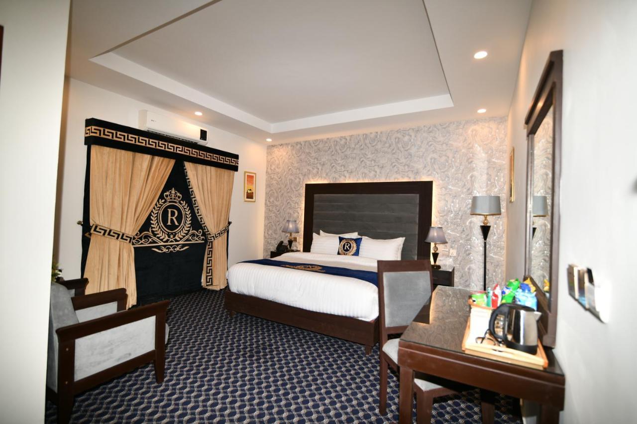 Royal Regency Hotel Исламабад Екстериор снимка